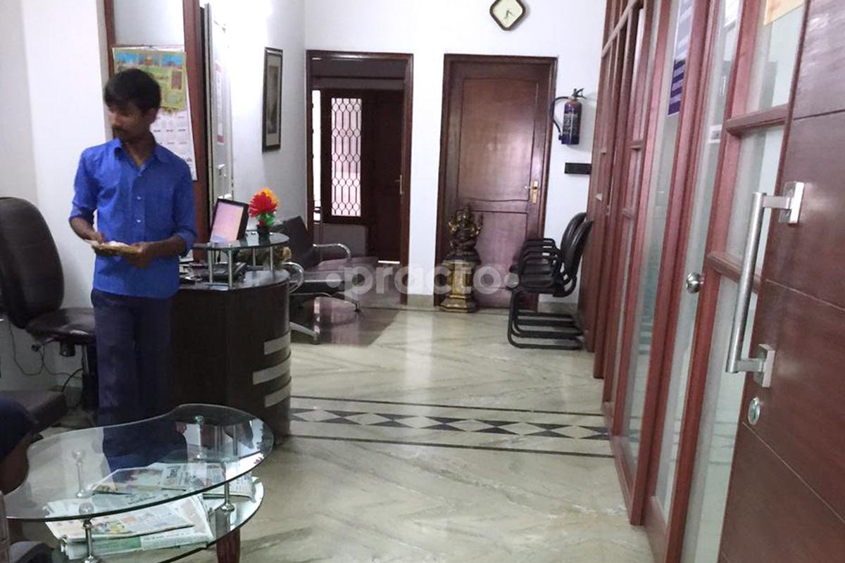La Friendz Medical Centre Sector 44 Noida