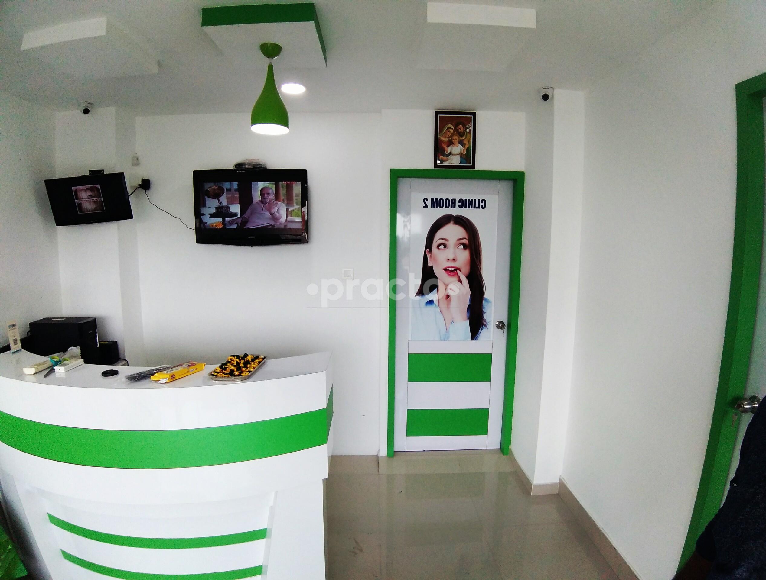 Reception at Modern Dental Clinic Aluva Ernakulam