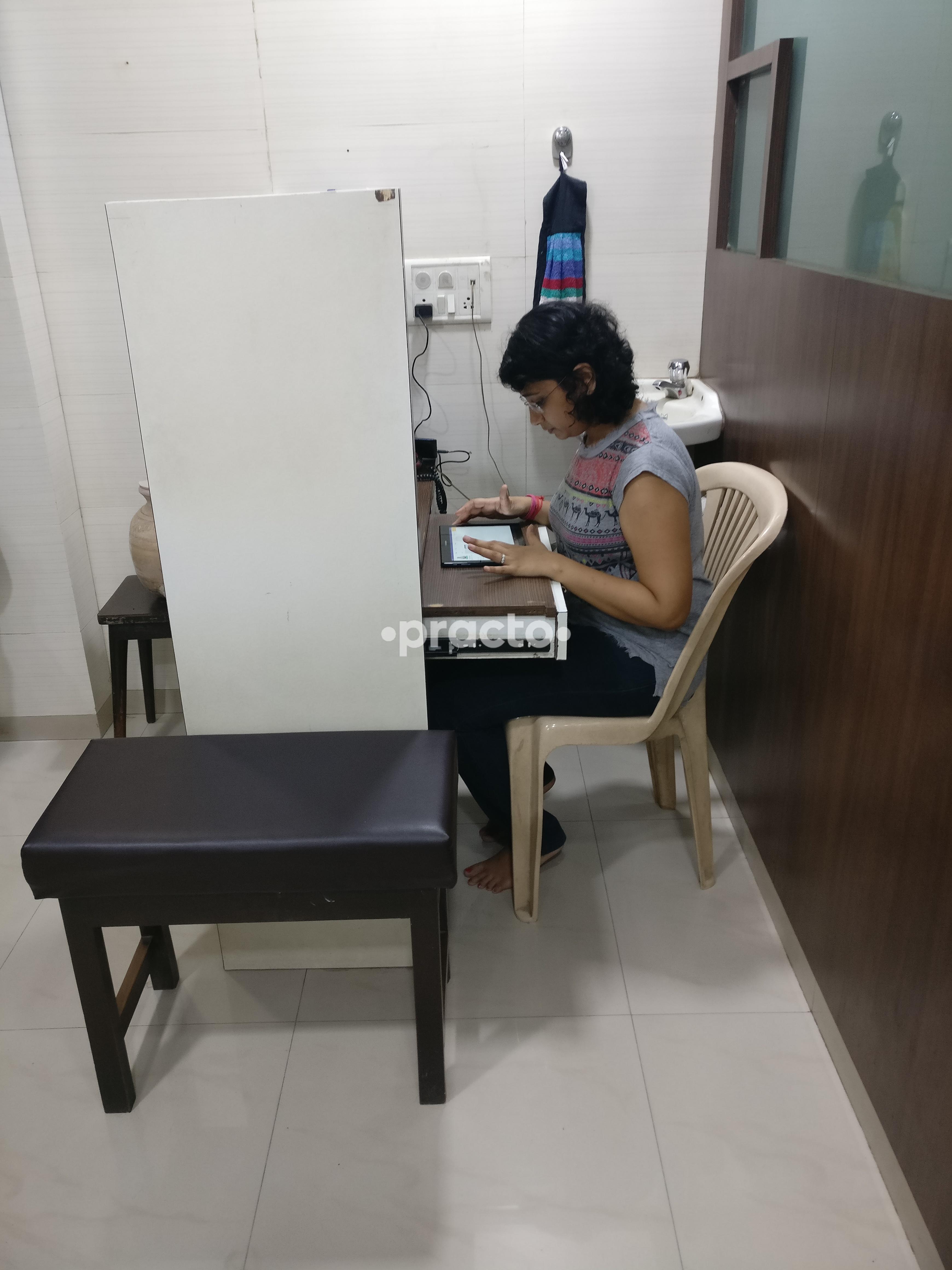 Reception at Dr.Priti's Dermat Clinic Ghatkopar West Mumbai