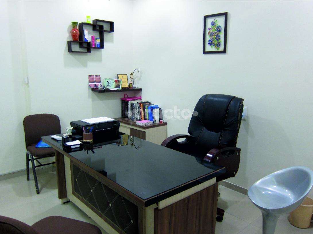 Entrance at Uzzaif Skin Care Sarkhej Ahmedabad