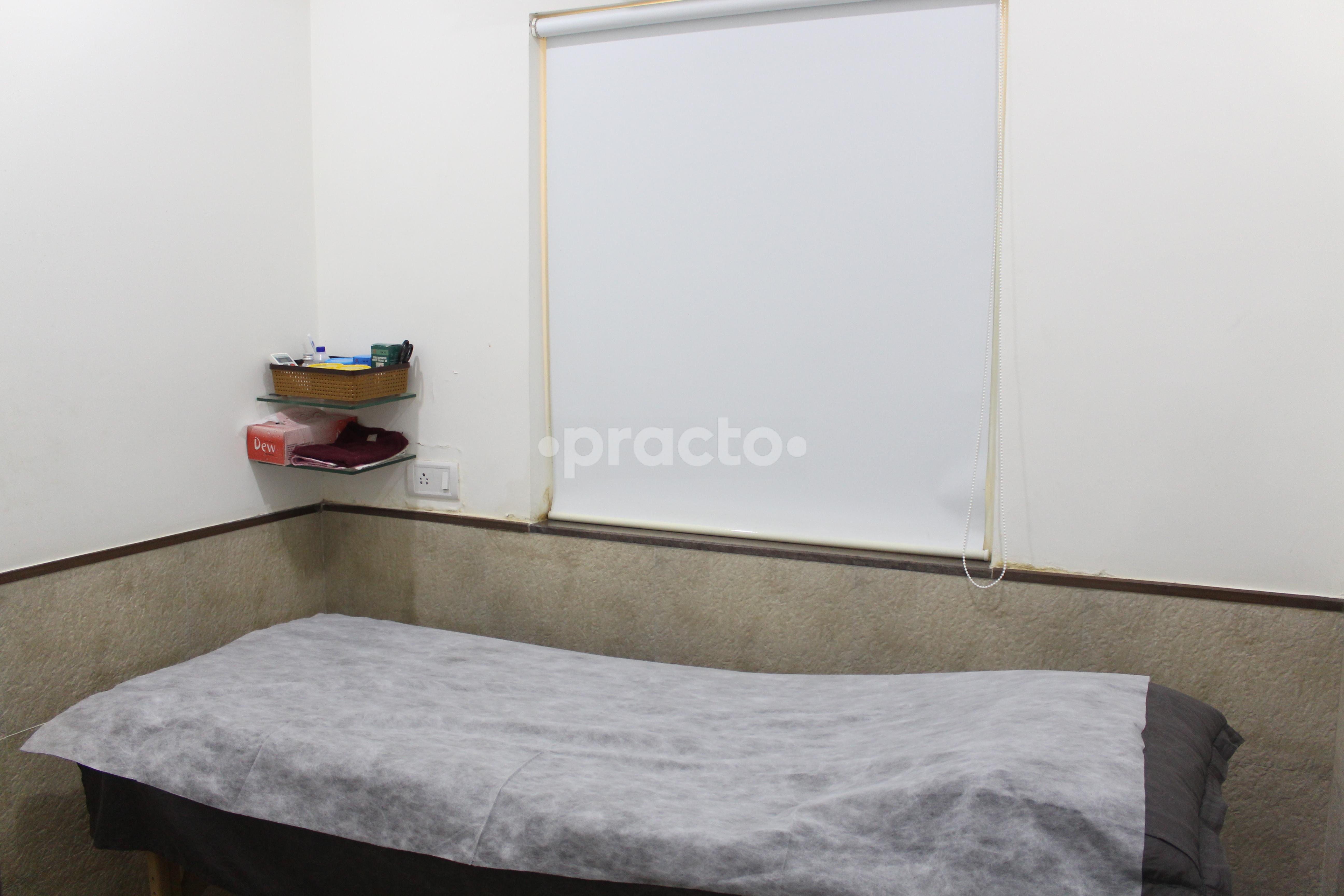OPD/Ward at Liveactive Physiotherapy and Sport Injury Clinic Shivaji Park Mumbai