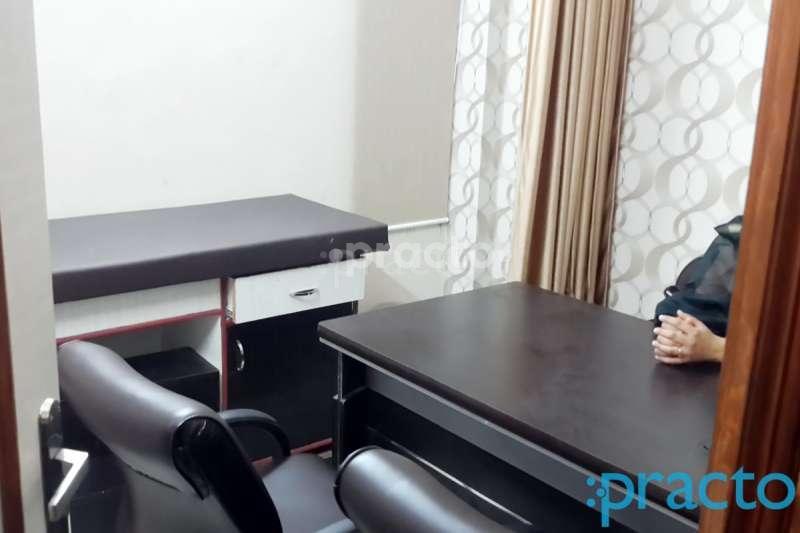 Dr chawla's urology and gynaecology clinic  New Palasia Indore