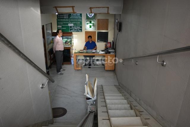 Blessing Orthopaedic Physiotherapy & Sports Injury Defence Colony Delhi