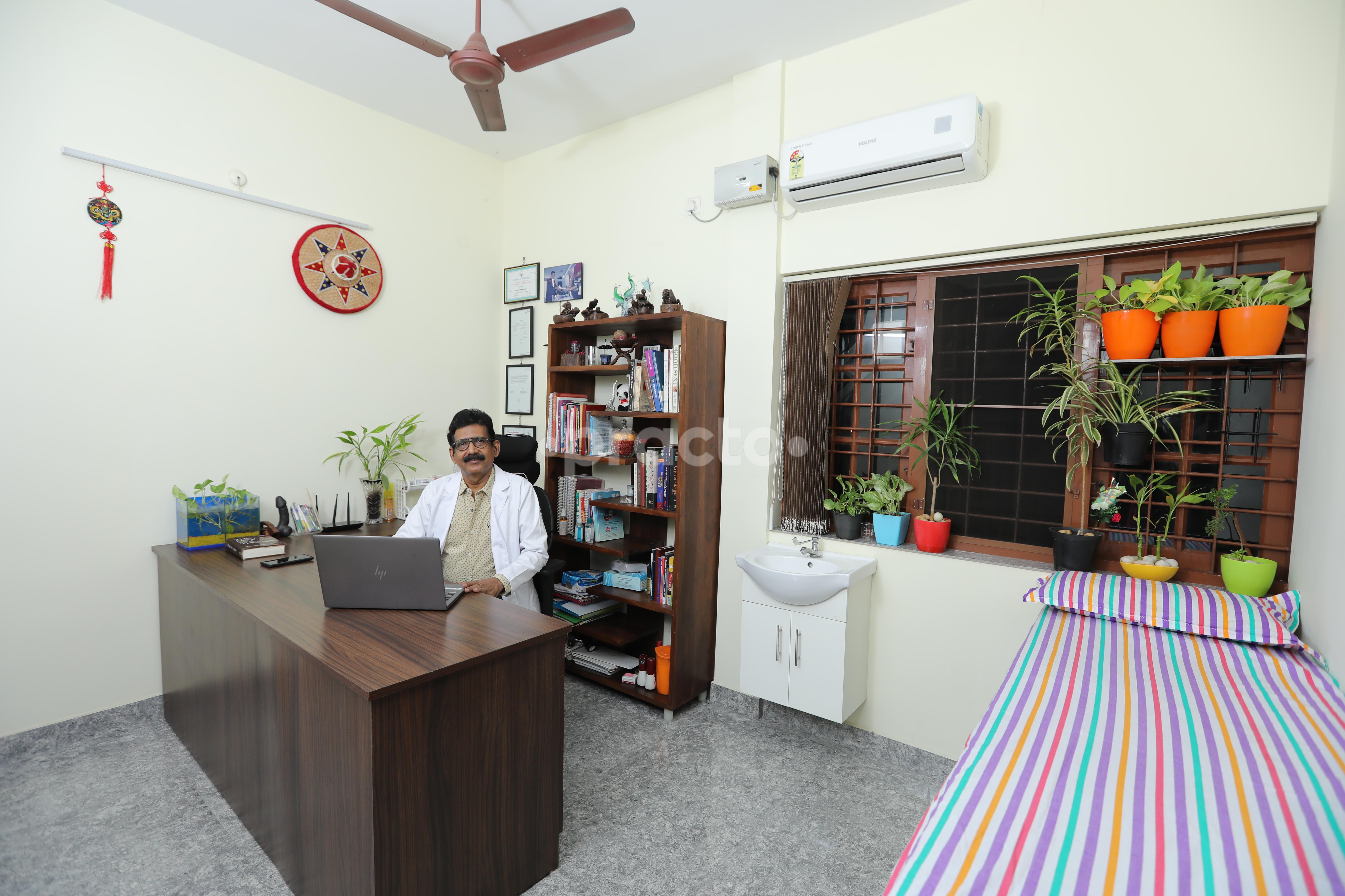 Consultation Room at Andro and Gynaecare Clinic Kadavanthra Ernakulam