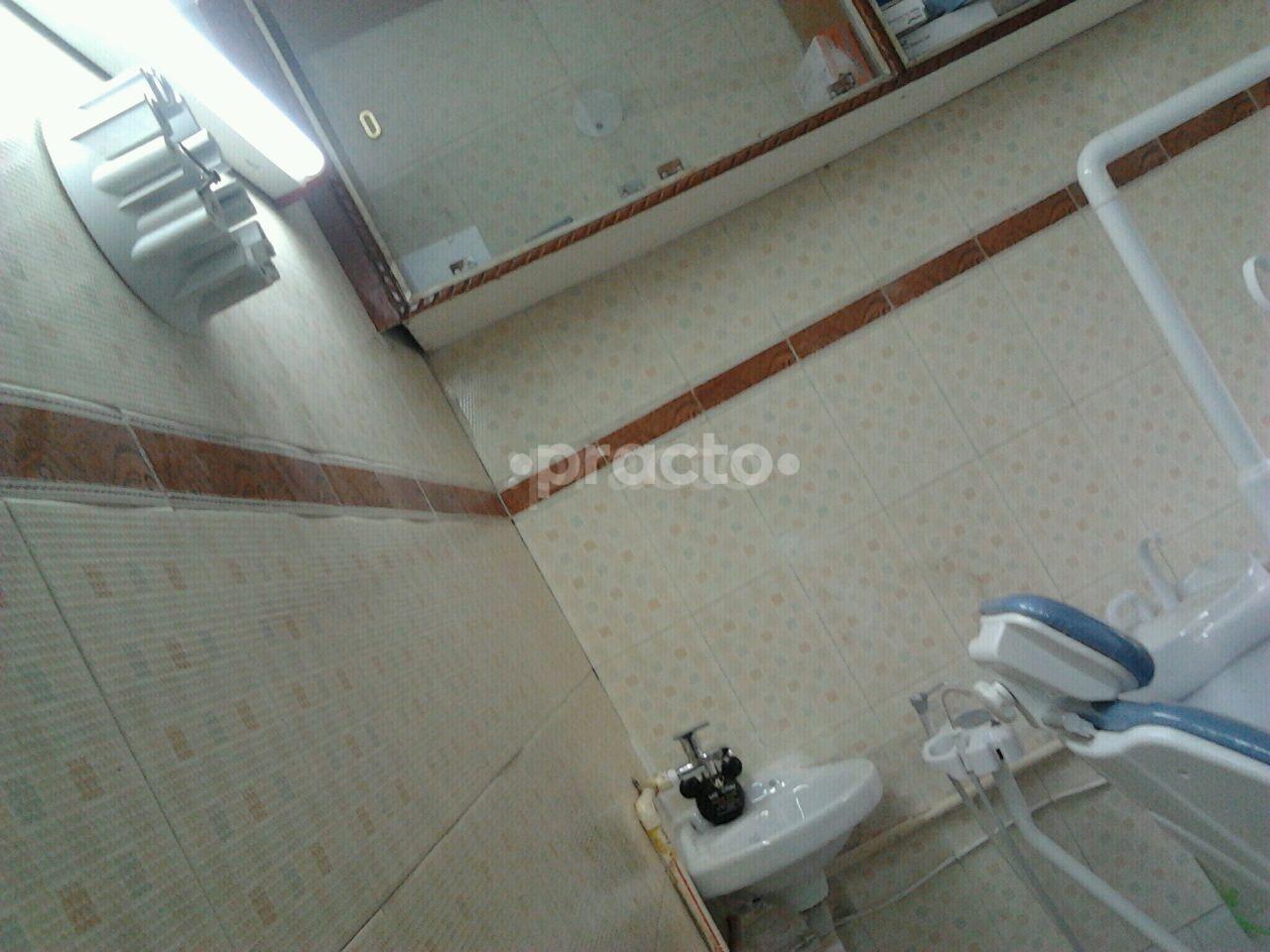 Operation Room at Comfort Dental Care Clinic Dwarka Sector 6 Delhi