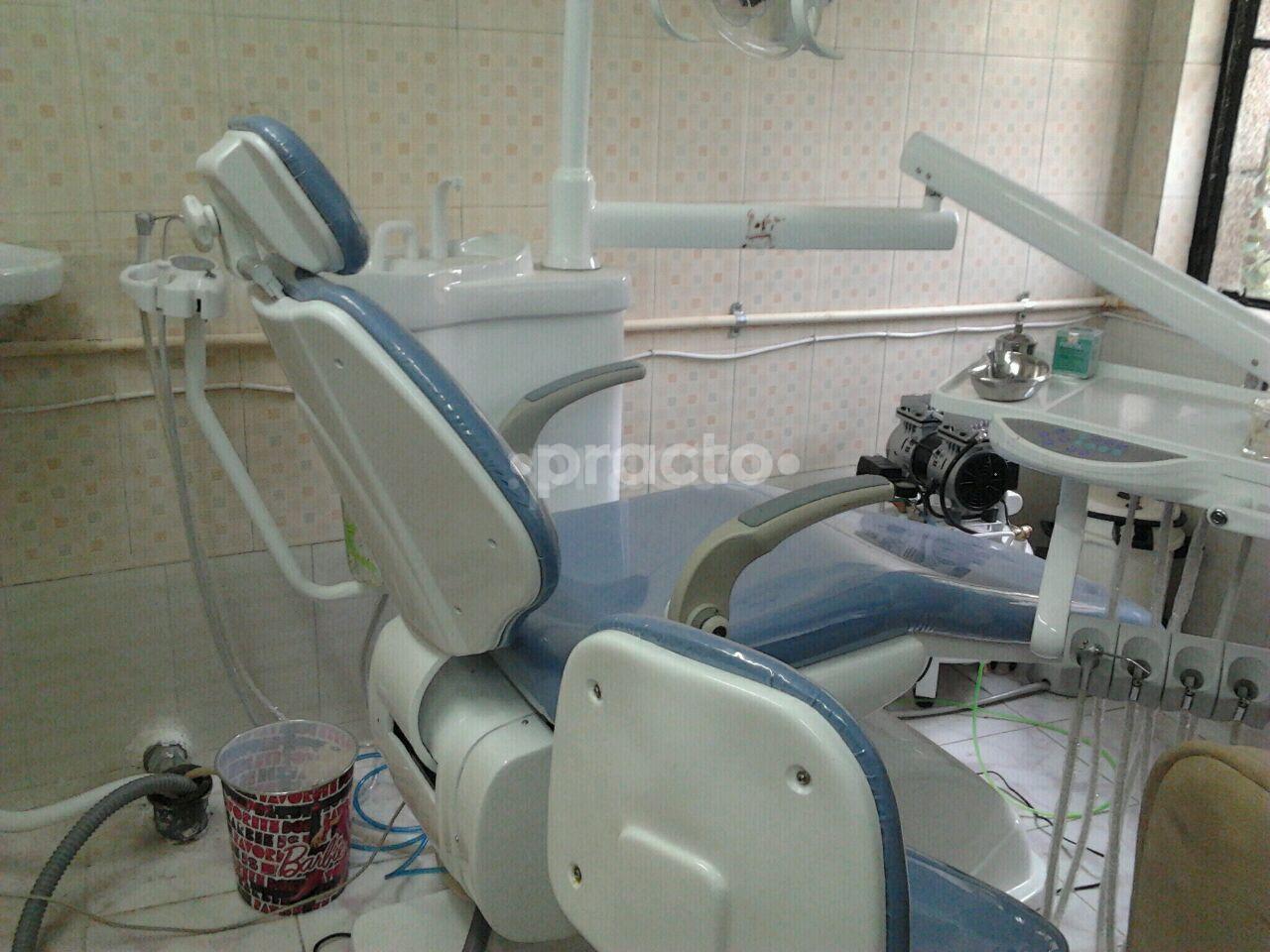 Operation Room at Comfort Dental Care Clinic Dwarka Sector 6 Delhi