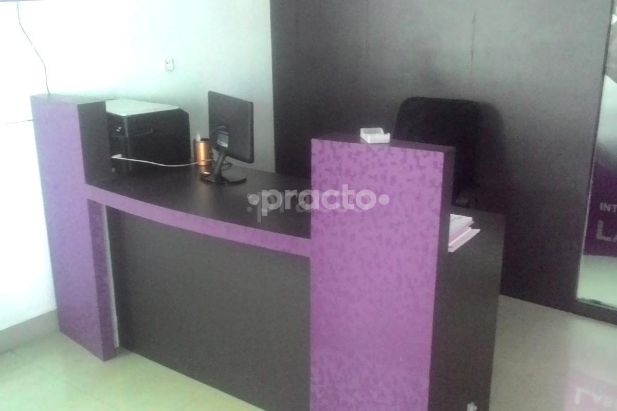 Reception at 32 Dental Care Medavakkam Chennai