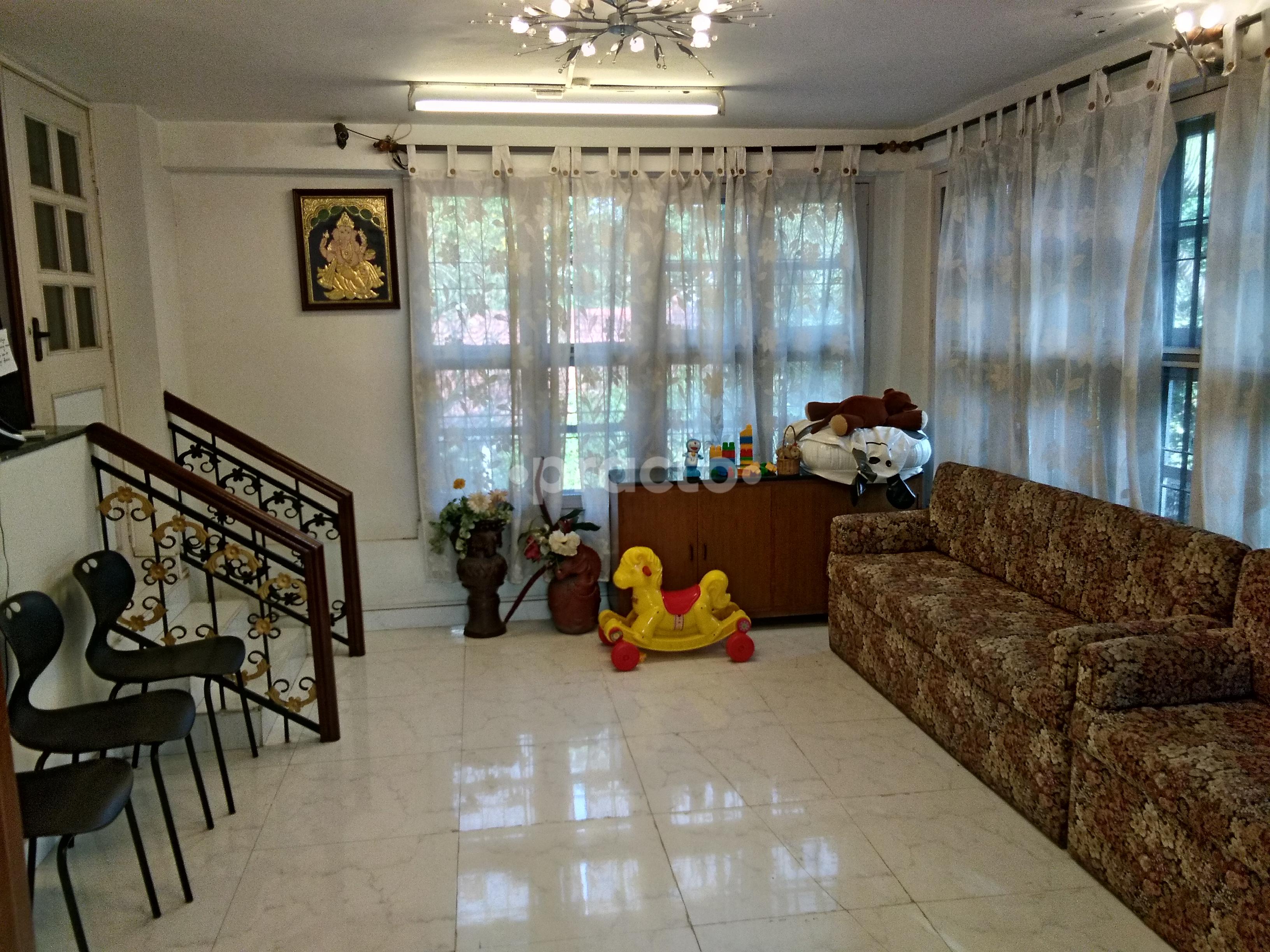Waiting Area at G V Multispeciality Clinic Thiruvanmiyur Chennai