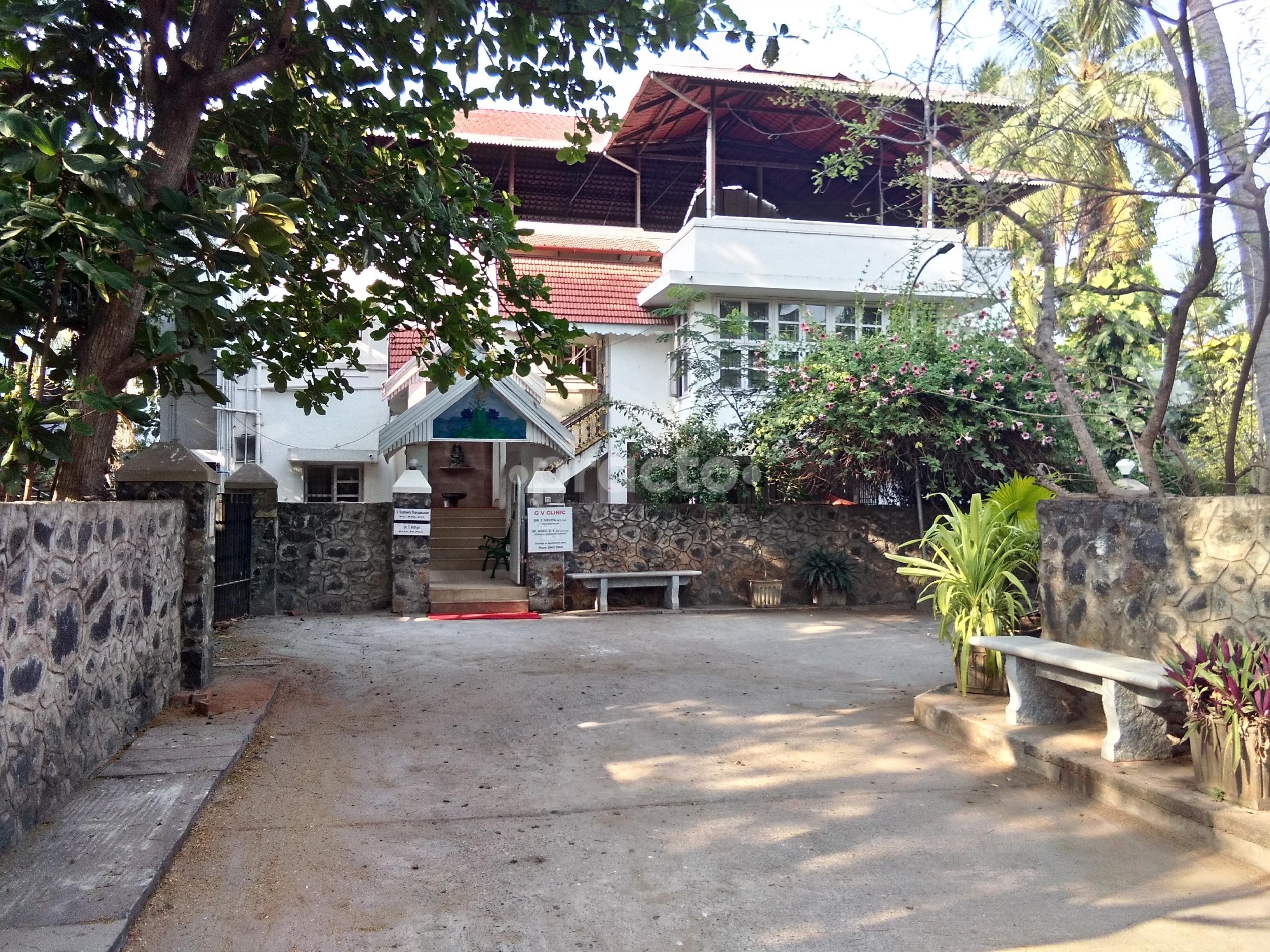 Entrance at G V Multispeciality Clinic Thiruvanmiyur Chennai
