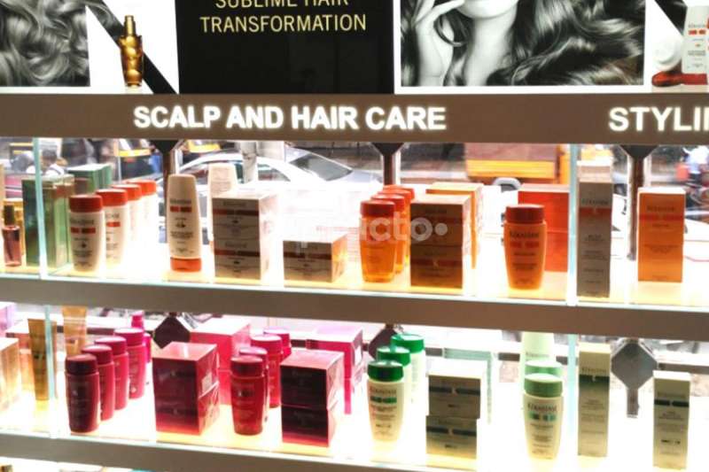 Lakme salon deals in pune