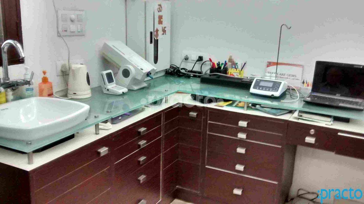 Dental Finesse Kingsway Camp Delhi