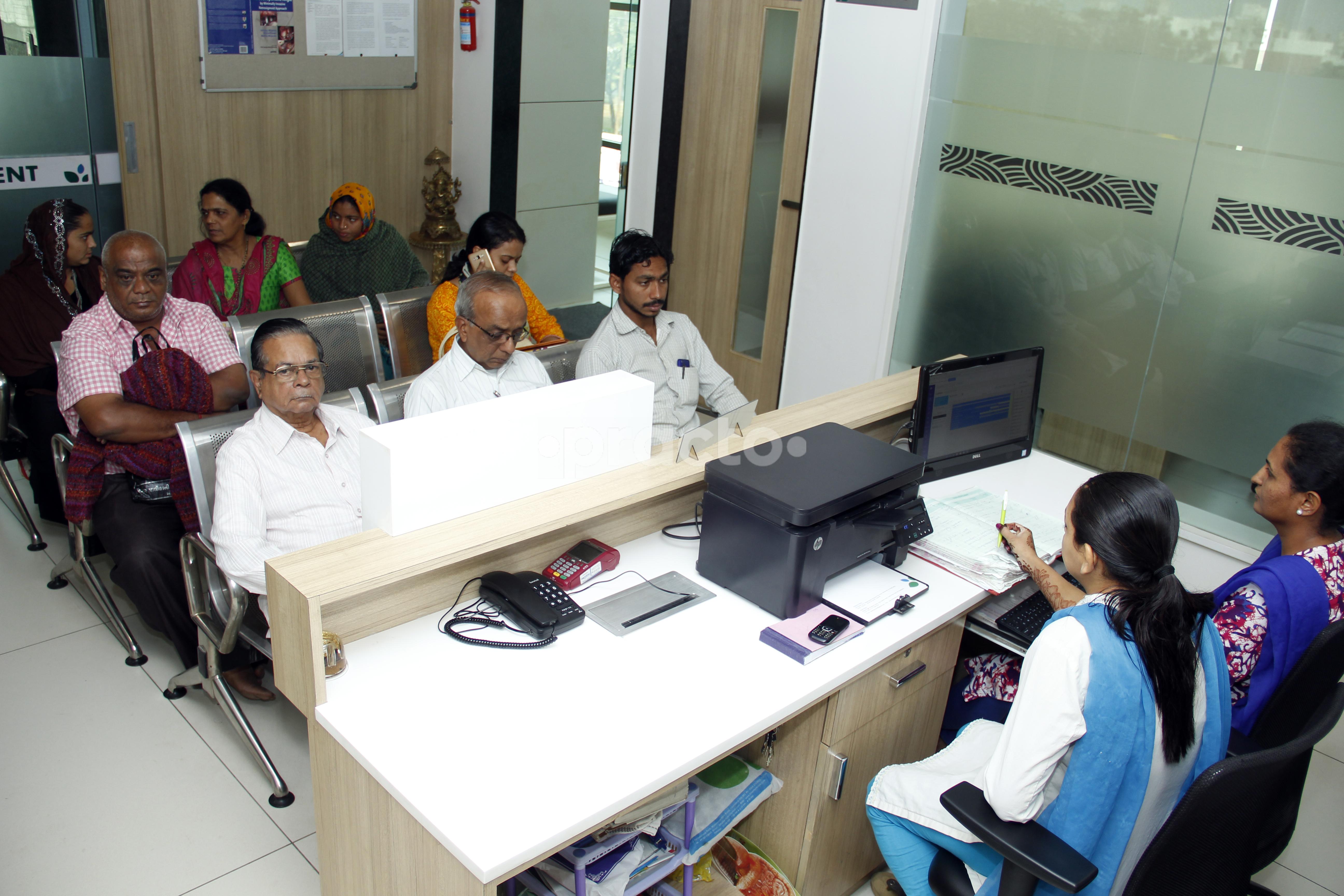 Reception at Bharti Ent Care Hospital Nizampura Vadodara