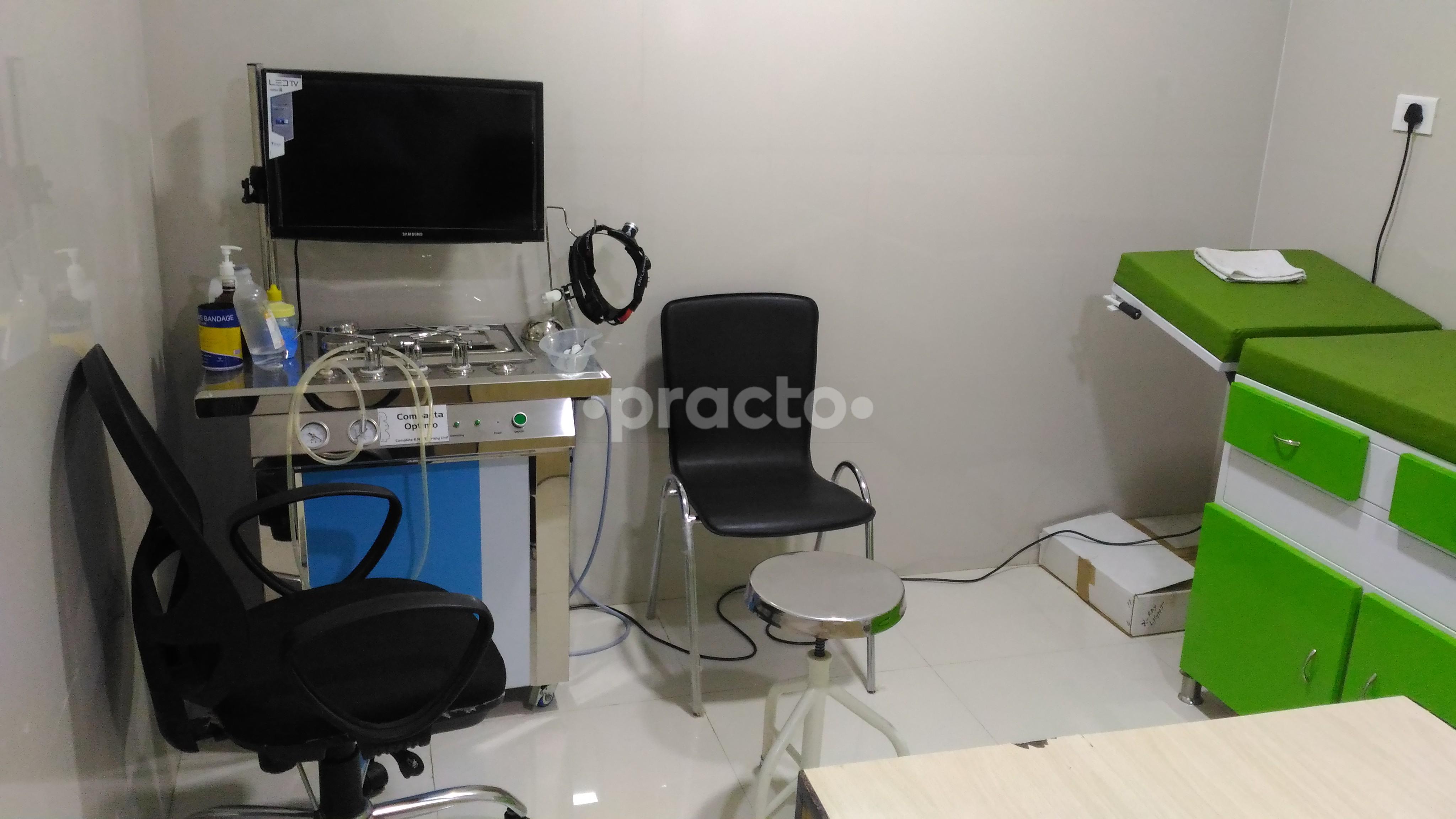 OPD/Ward at USR ENT Care Anna Nagar Chennai