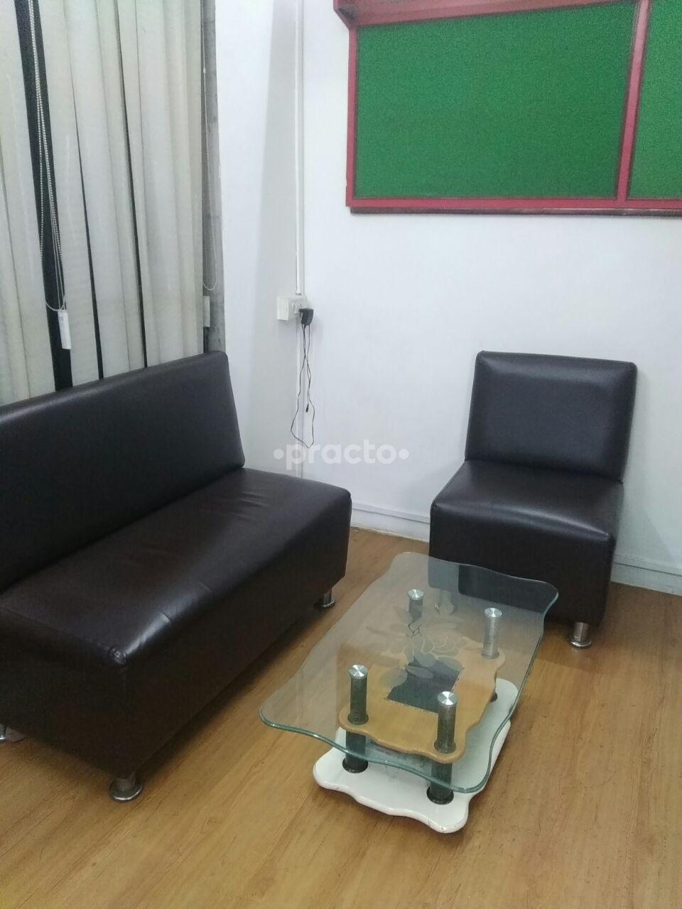 Waiting Area at Homeopathic & Diet Clinic Nerul Navi Mumbai