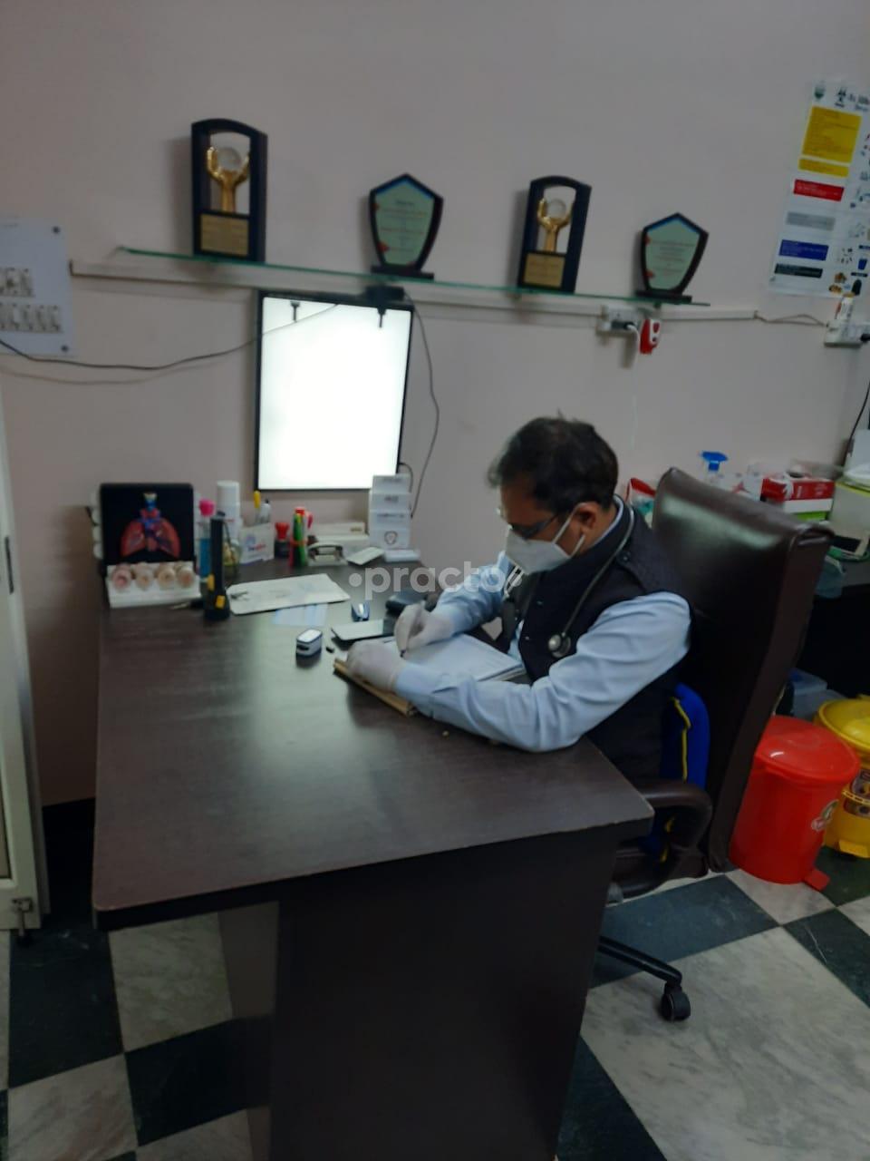 Reception Area at Dr. Naveen Ailawadi Chest Clinic Adarsh Nagar Delhi