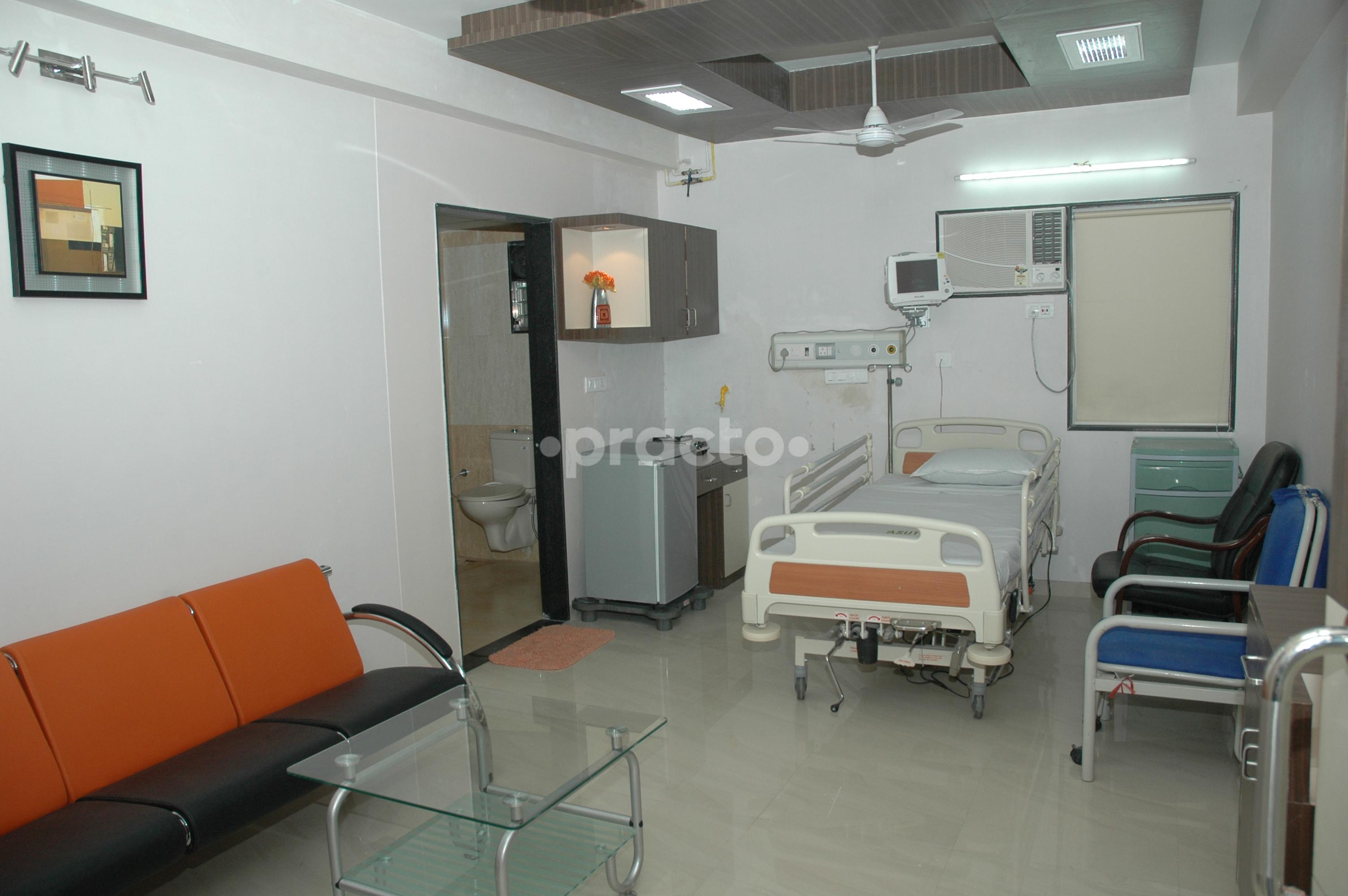 ASUTOSH MULTI SPECIALITY HOSPITAL Majura Gate Surat