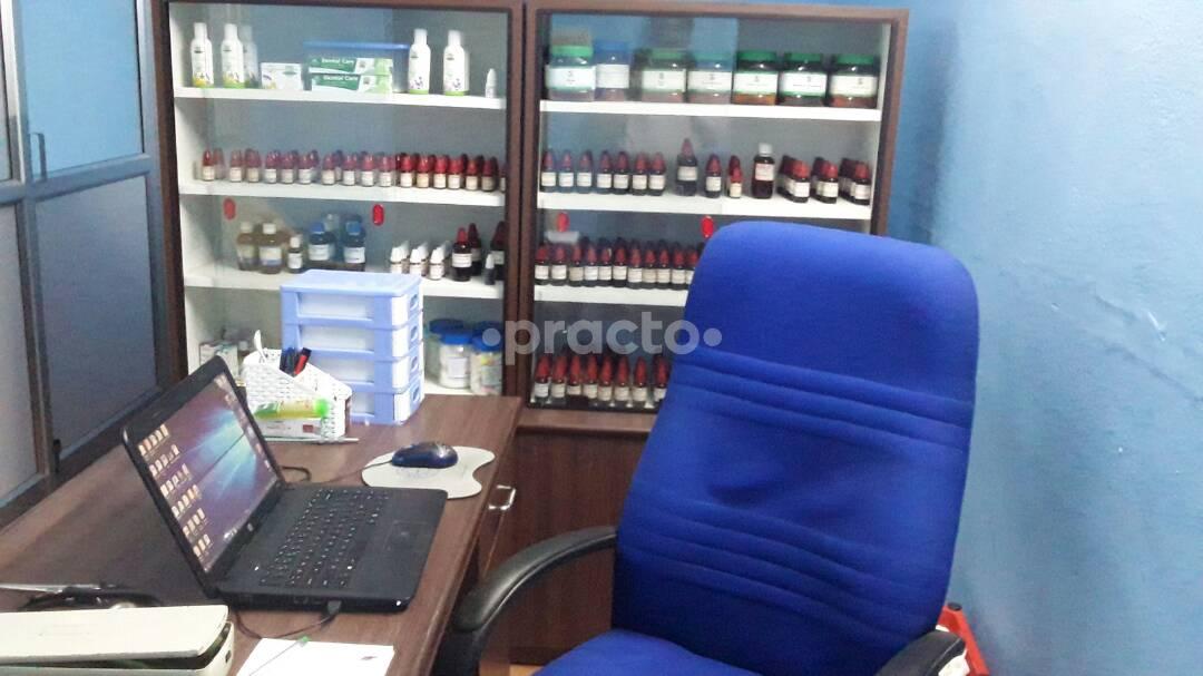OPD/Ward at Thulasi Homoeo Care Arumbakkam Chennai