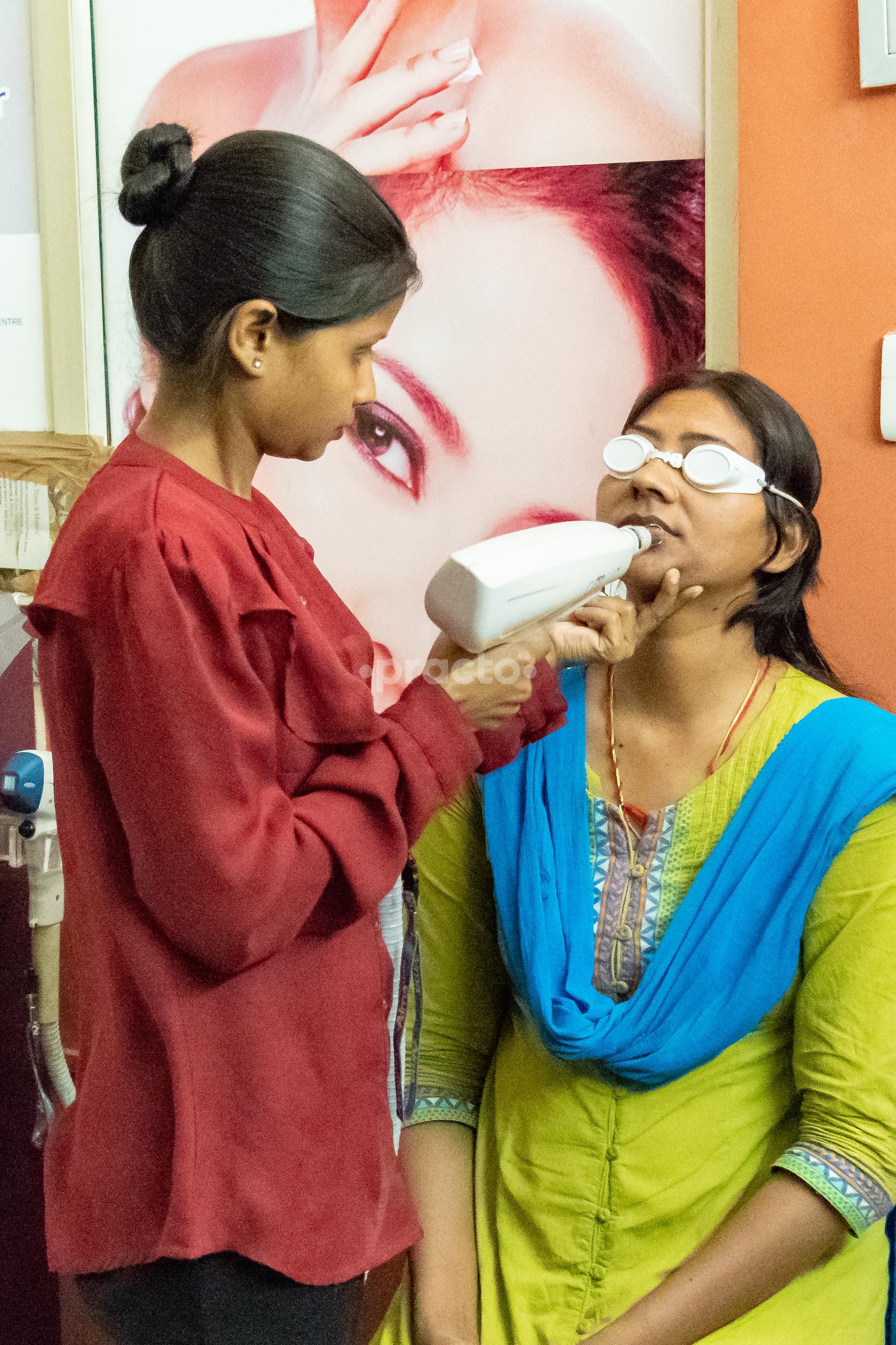 Operation Theatre at Dr. Vidushi Jain's Dermalinks Crossings Republik Ghaziabad