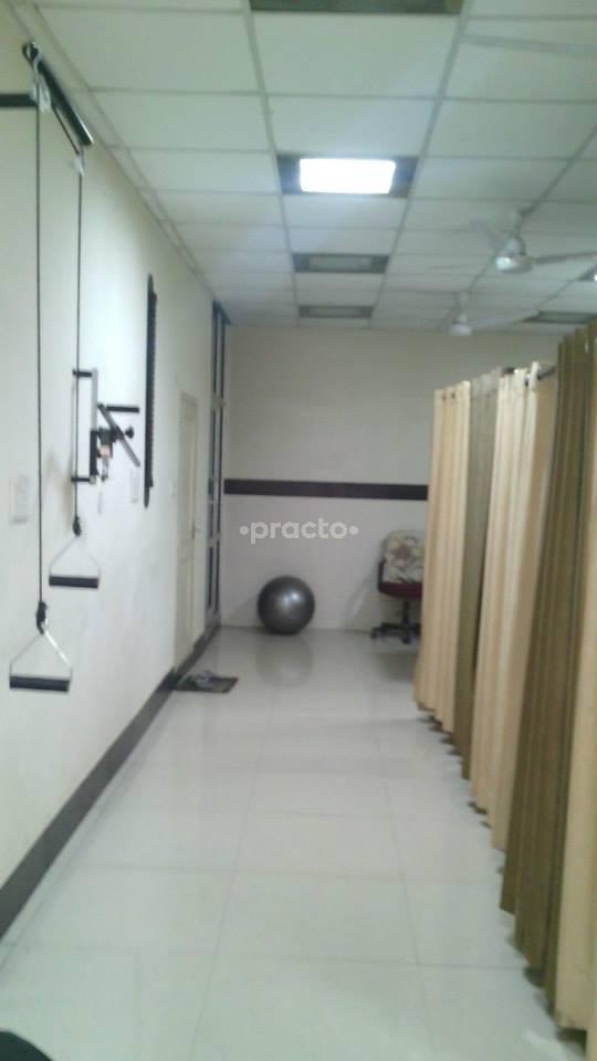 Waiting Area at Relief Physiotherapy Clinic Laxmi Nagar Delhi