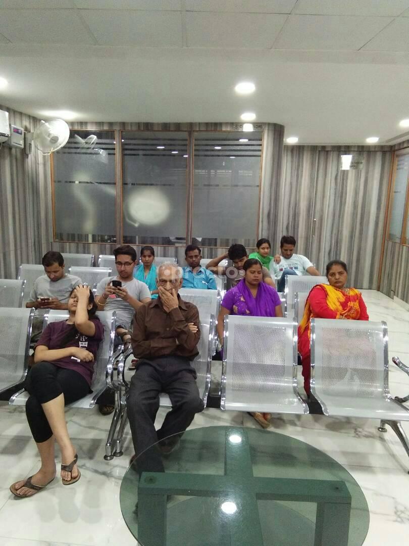 Waiting Area at Dr. Bajaj's Eye Hospital Pvt Ltd Shahdara Delhi