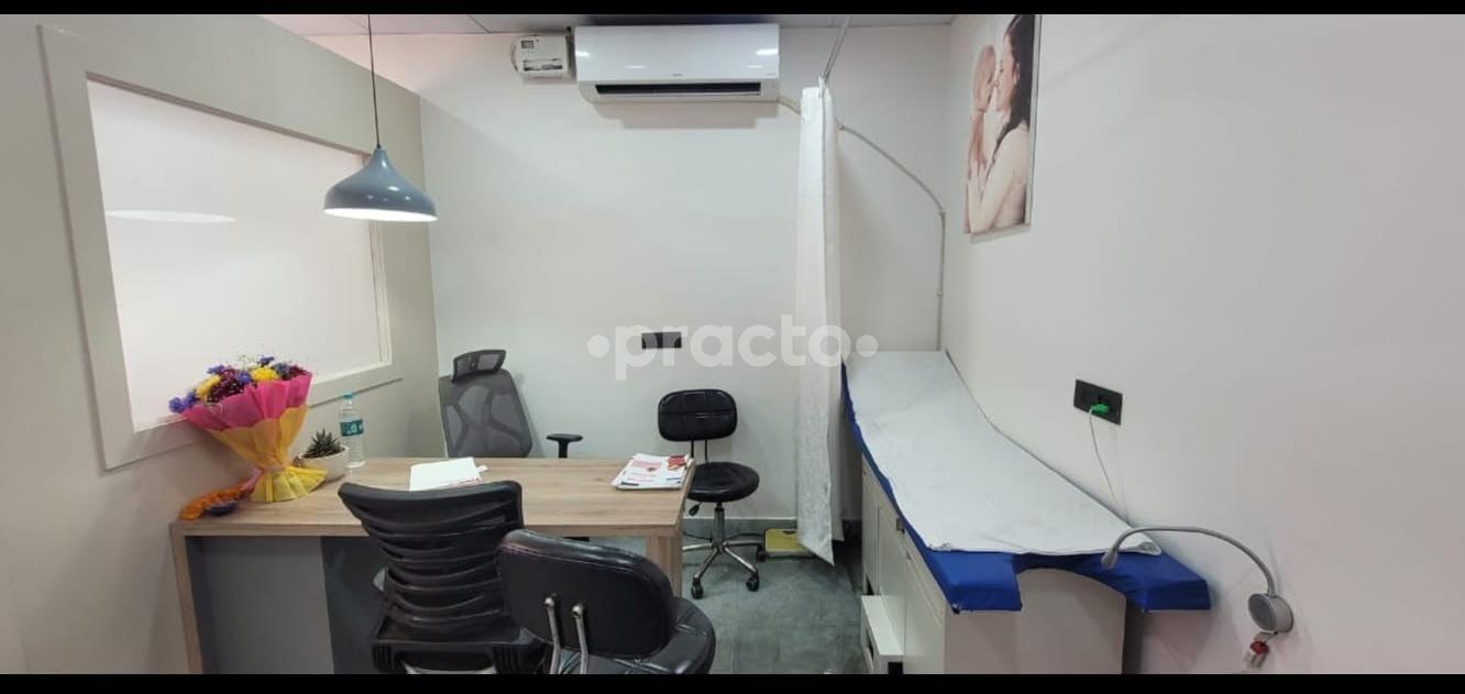 Consultation Room at Gynae Clinic Gurgaon Sector 65 Gurgaon