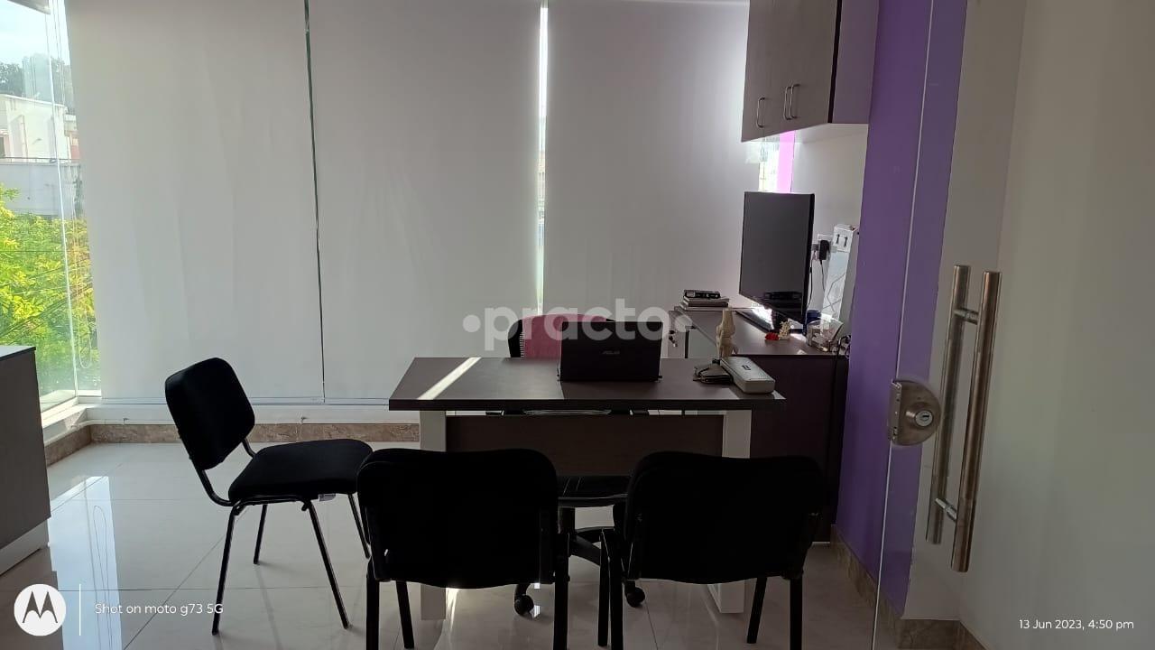 Consultation Room at Ziathlon • Sports Medicine Clinic Panduranga Nagar Bangalore