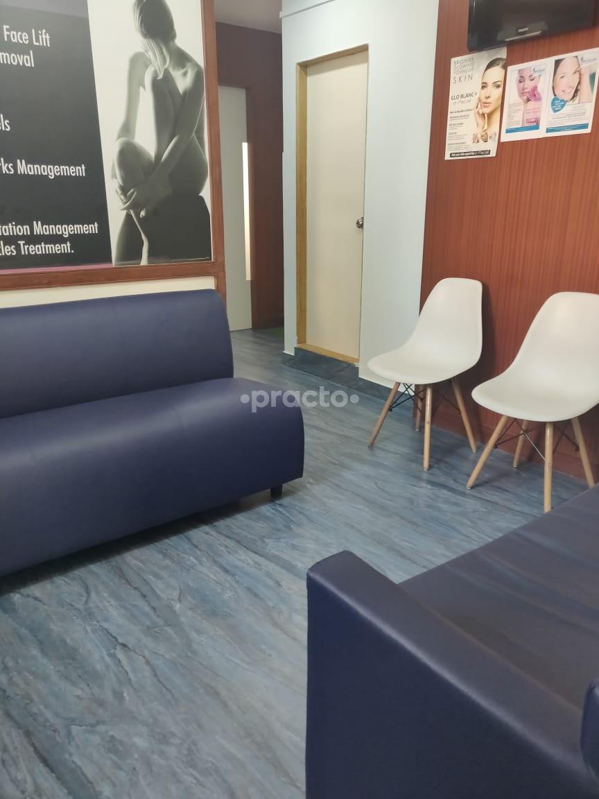 Waiting Area at Sparsh Polyclinic Wanwadi Pune