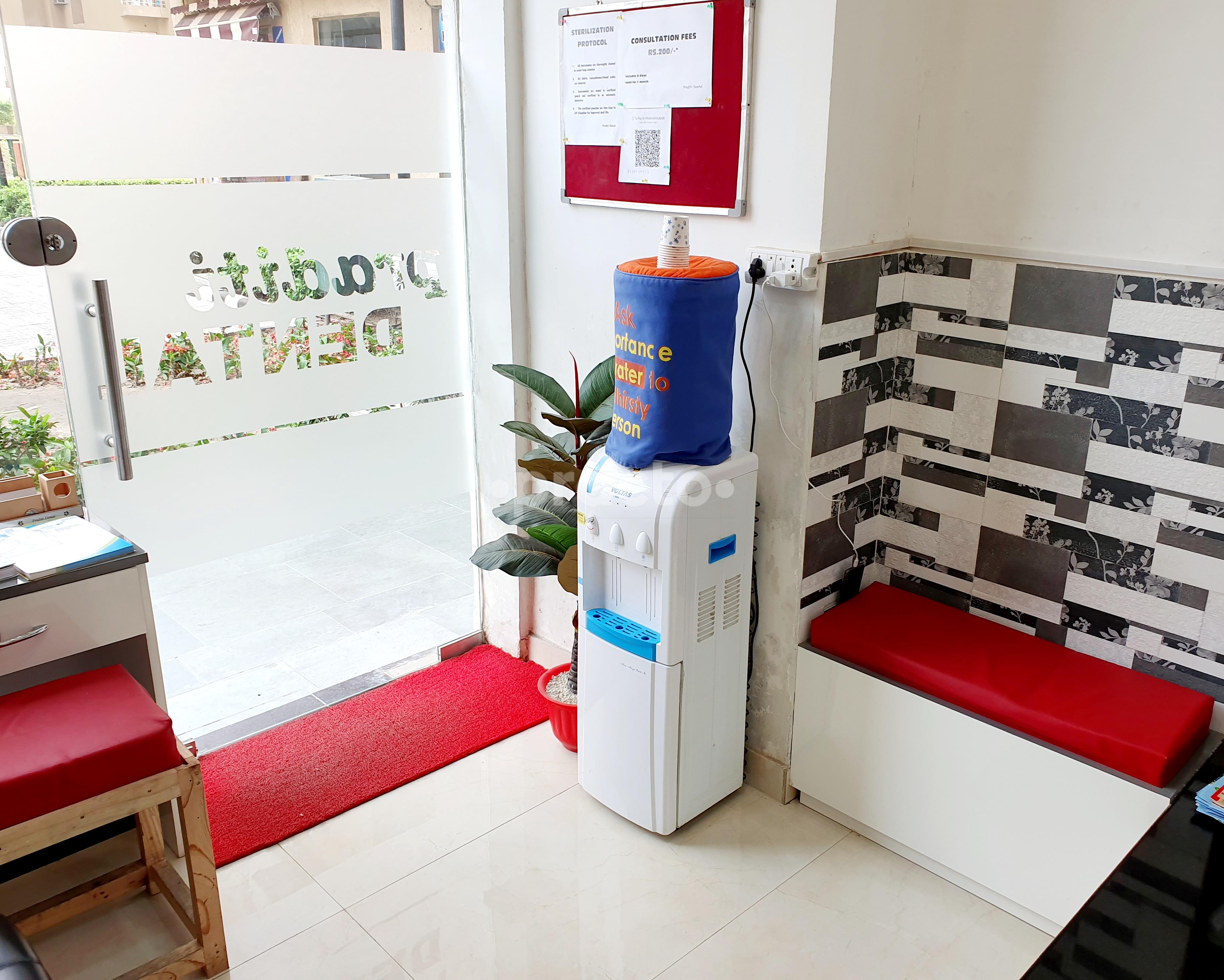 Waiting Area at PRADITI DENTAL Sector 137 Noida