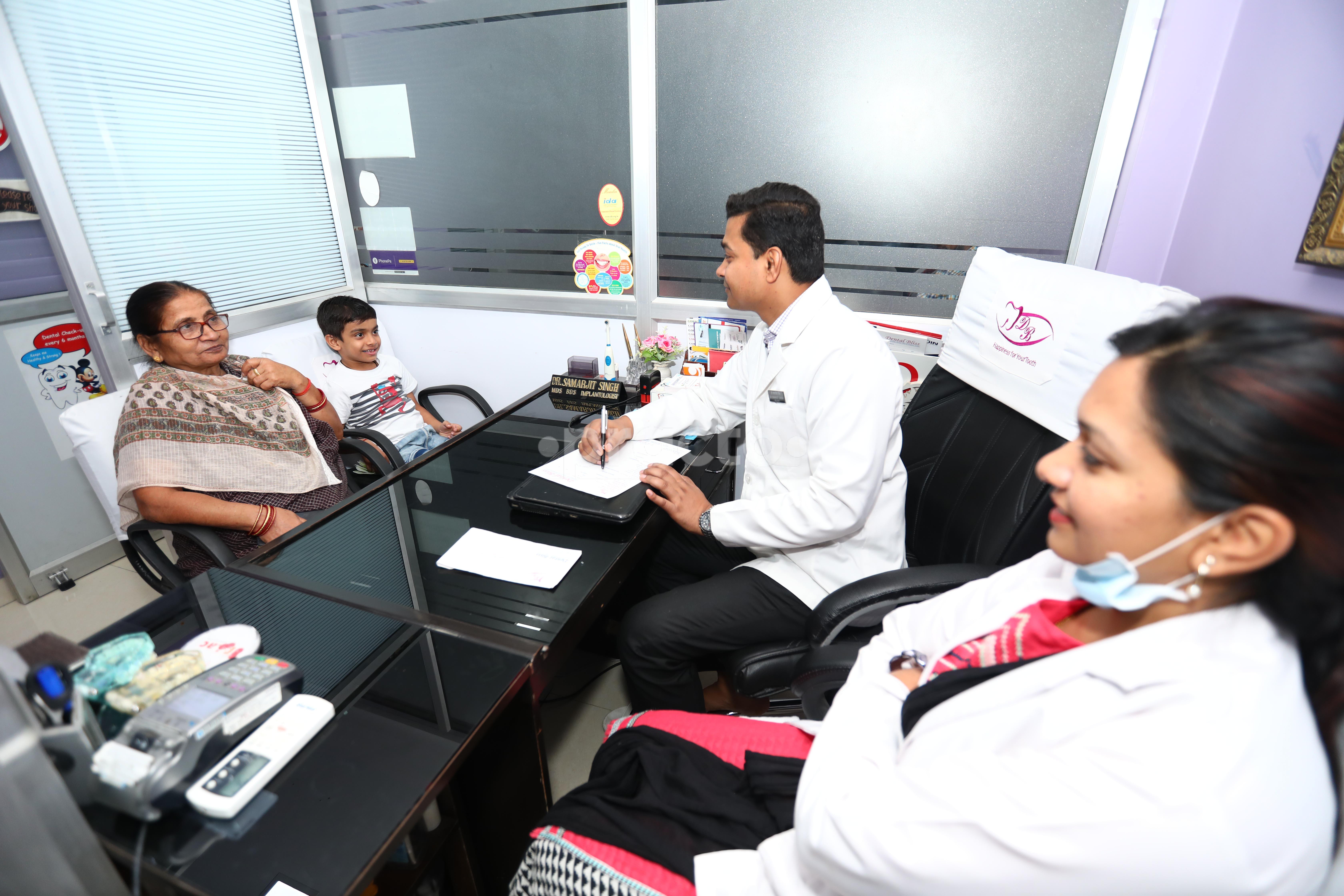 OPD/Ward at Dental Bliss Telibagh Lucknow