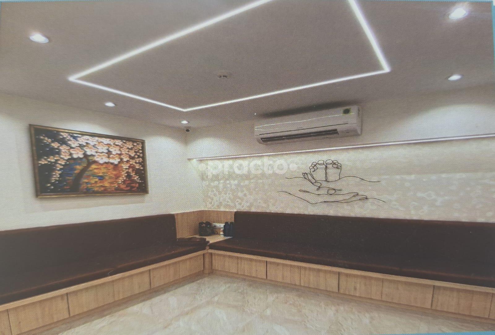 Waiting Area at Saraogi Hospital & IRIS IVF Centre Ghatkopar West Mumbai