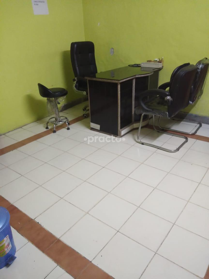 Consultation Room at Rhythm Clinic Sahibabad Ghaziabad