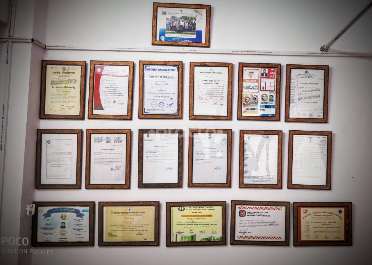 Reception Area at KPS The Pain Clinic Rohini Delhi