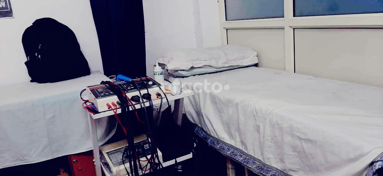 Consultation Room at KPS The Pain Clinic Rohini Delhi