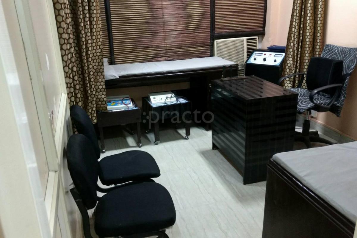 OPD/Ward at Prag's Physiotherapy Clinic Sector 62 Noida