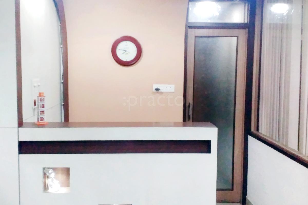 Reception at Prasad Dental Clinic North T.T.Nagar Bhopal