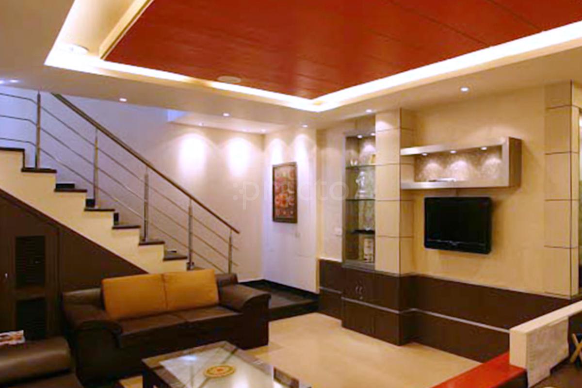 Waiting Area at Dr Malik's Prime Clinic - Hearing Tinnitus Vertigo Defence Colony Delhi