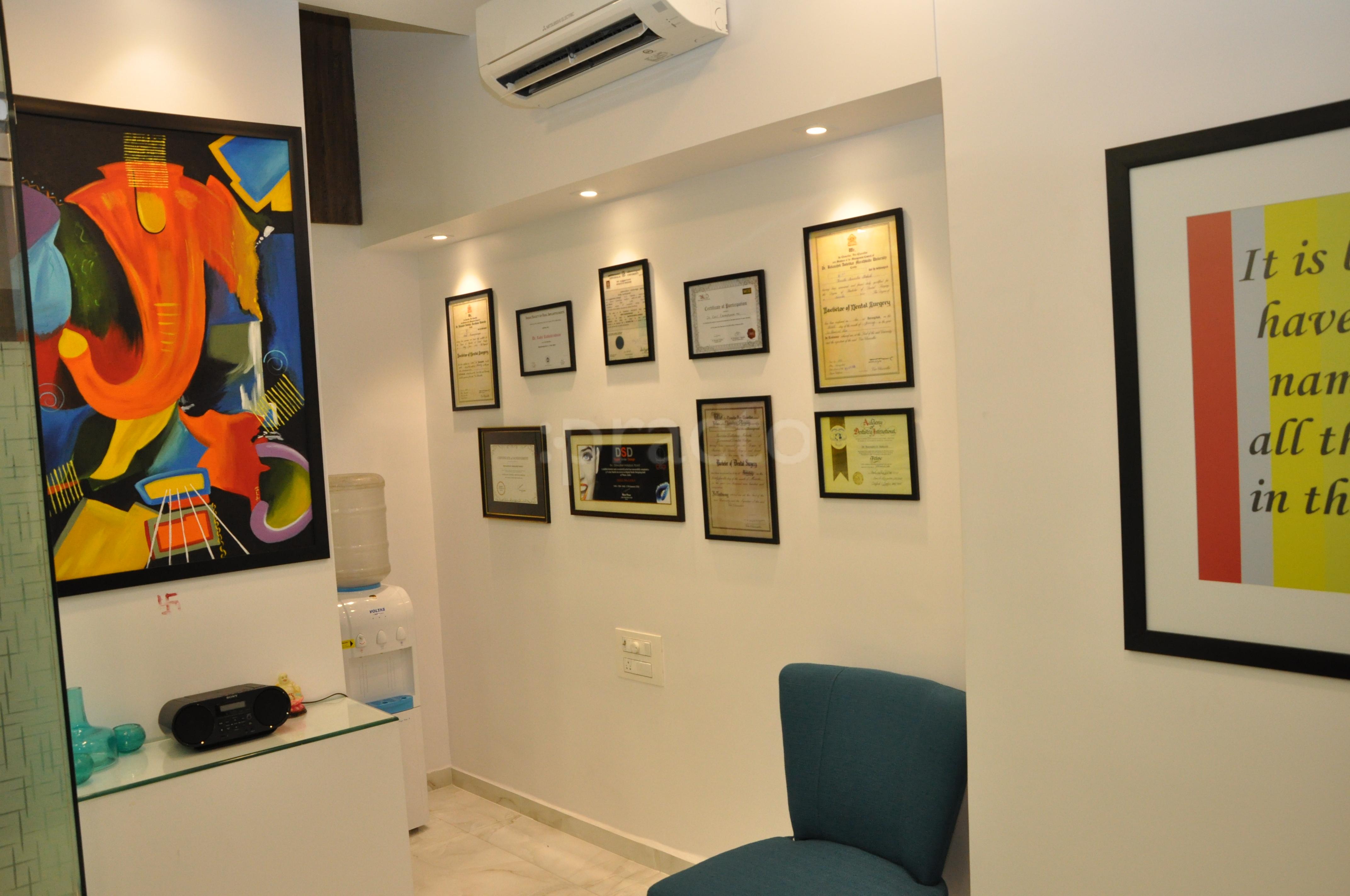 Reception at ProSmiles Dental Care Kasarvadavali Thane