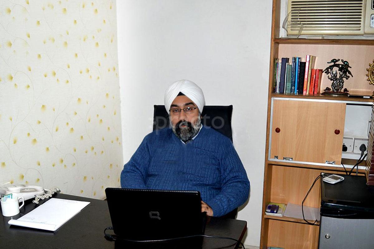 OPD/Ward at Psycare Jasola Delhi