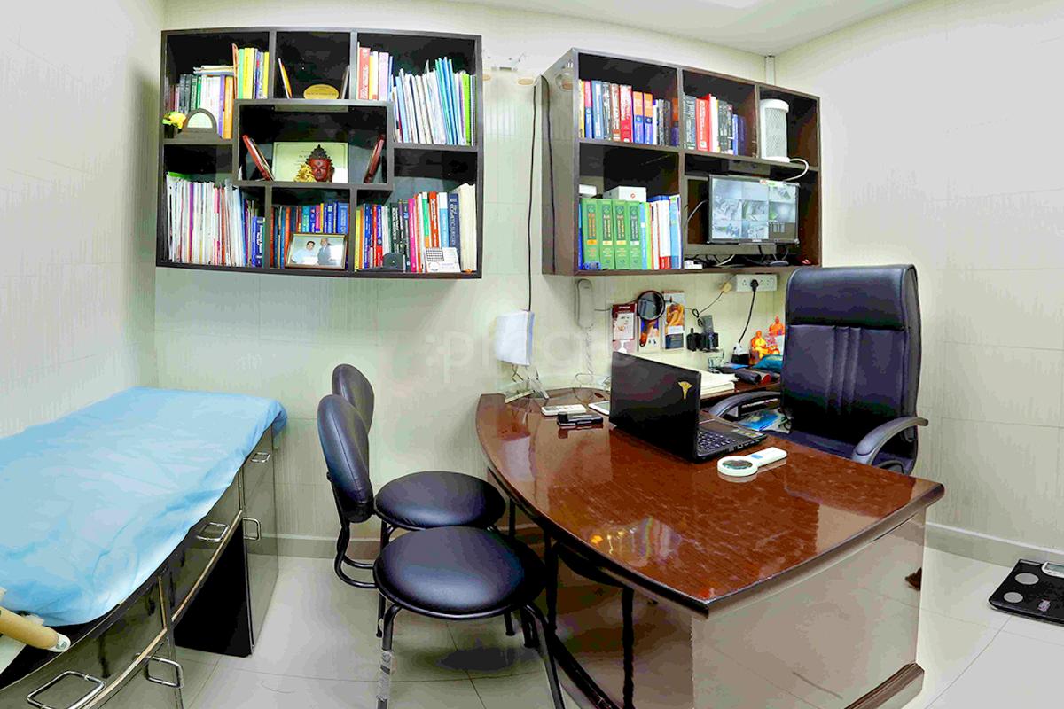OPD/Ward at Pulastya Skin And Eye Clinic East Of Kailash Delhi