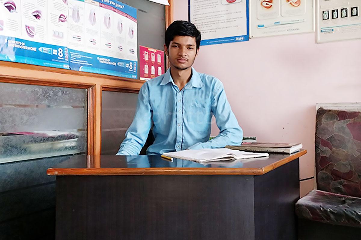 Reception at Puneet Dental Care Center Pallavpuram Meerut