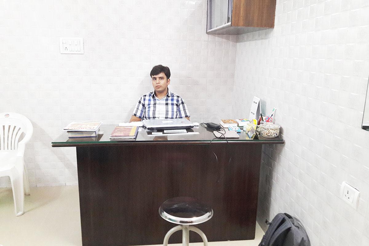 OPD/Ward at Puneet Dental Clinic and Implant Centre Kailash Agra