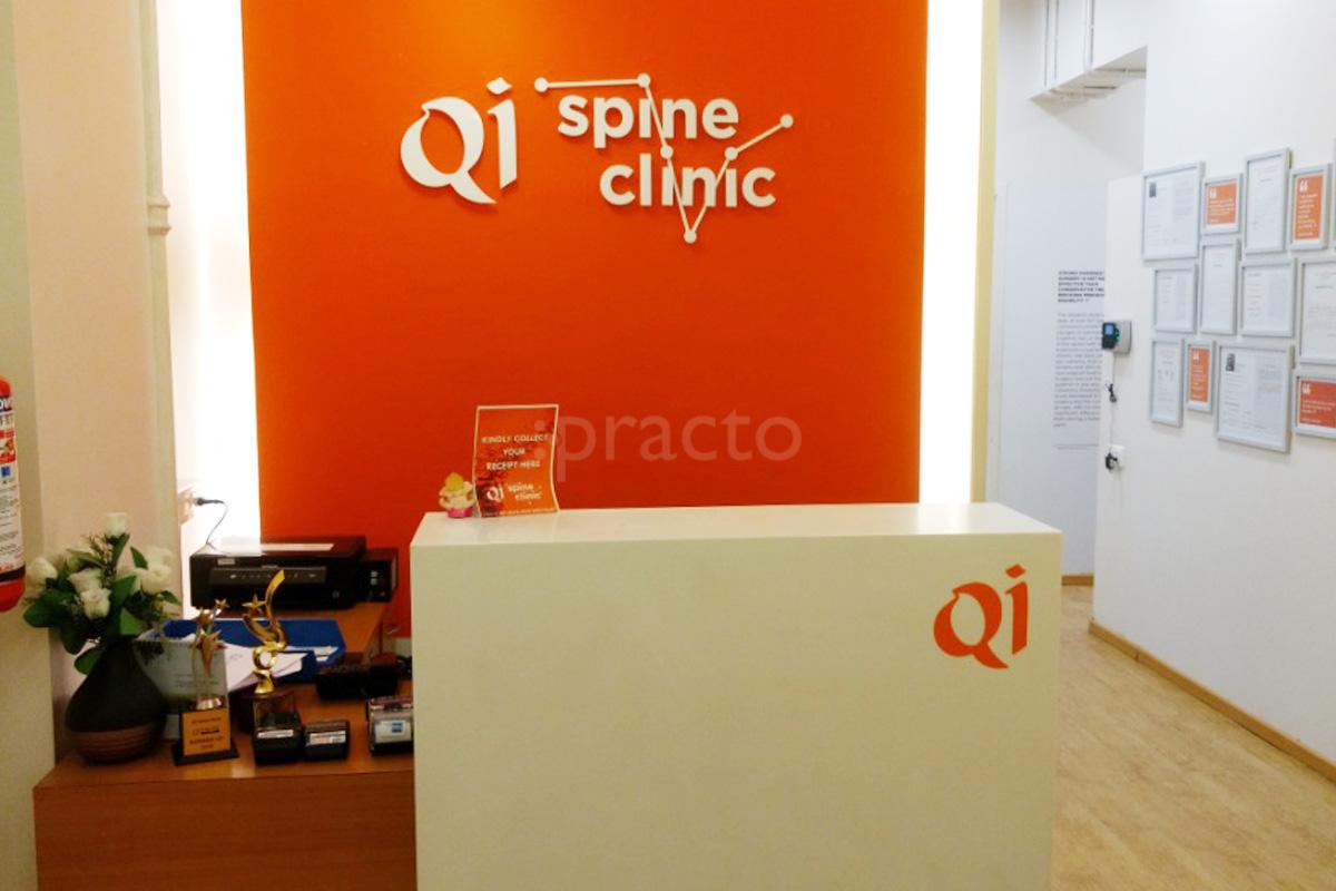 Reception at QI Spine Clinic Borivali Mumbai