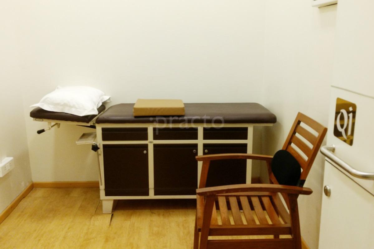 OPD/Ward at QI Spine Clinic Borivali Mumbai