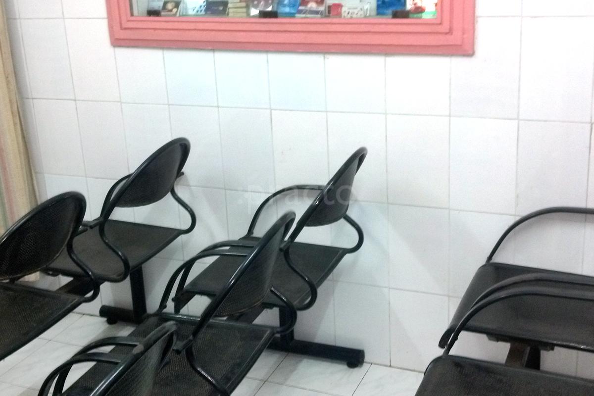 Waiting Area at R.K.Clinic Royapuram Chennai