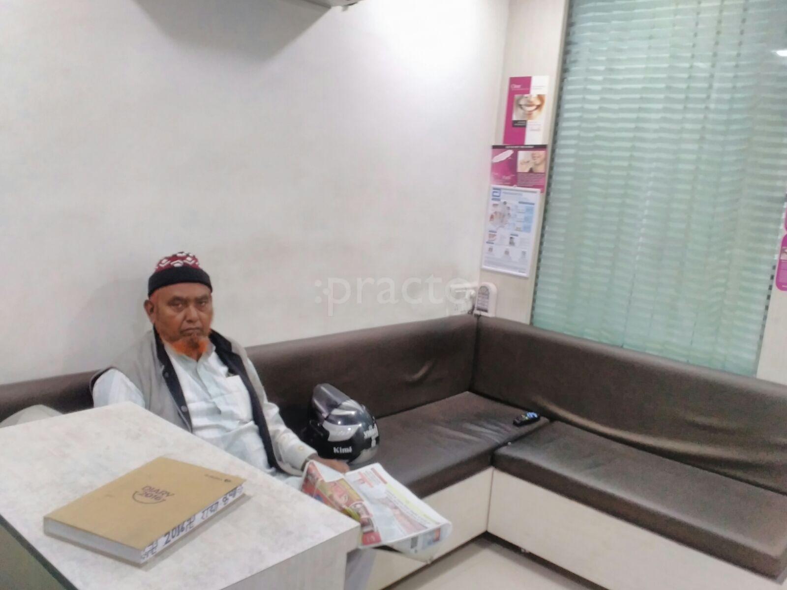 Radha Krishnan Dental  Hospital Budhapara Raipur