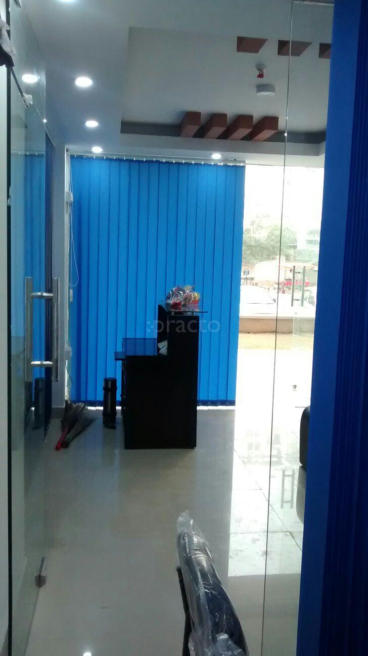 R S Family Clinic Sector 76 Noida