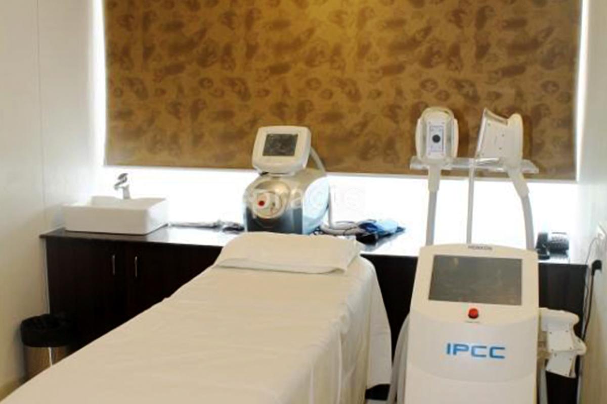 OPD/Ward at Radiance Skin and Hair Clinic Dilshad Garden Delhi