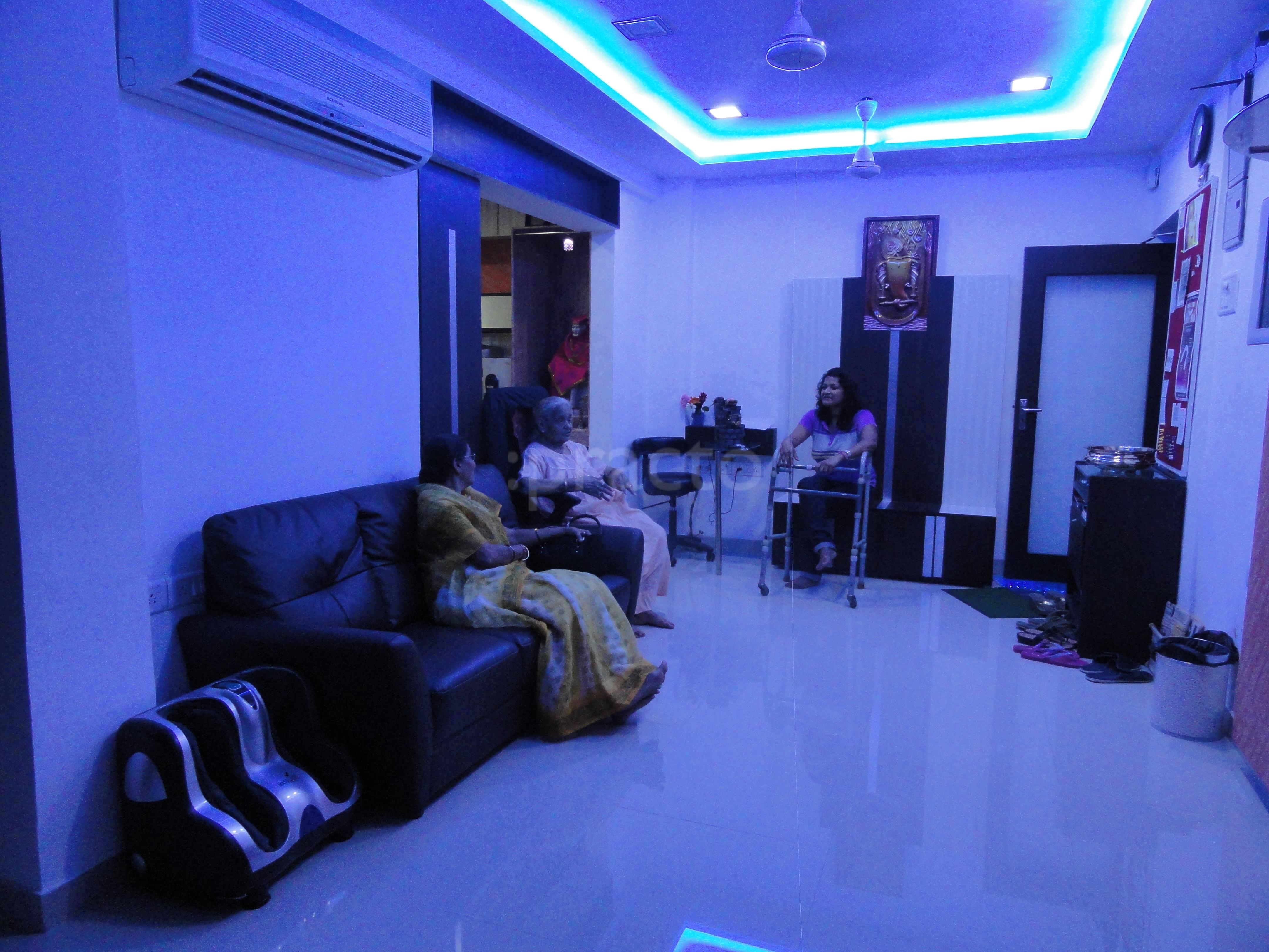 Waiting Area at Rathi Dental Centre Juhu Mumbai