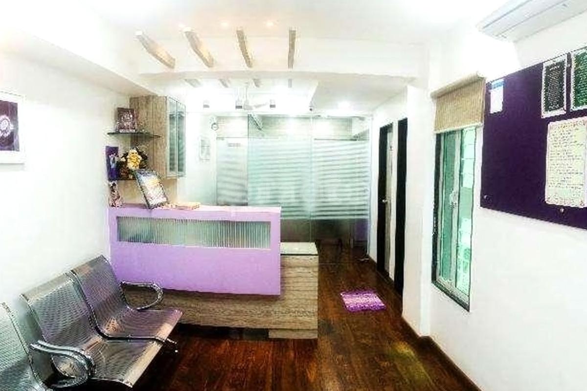 Waiting Area at Rayate Clinic Kothrud Pune