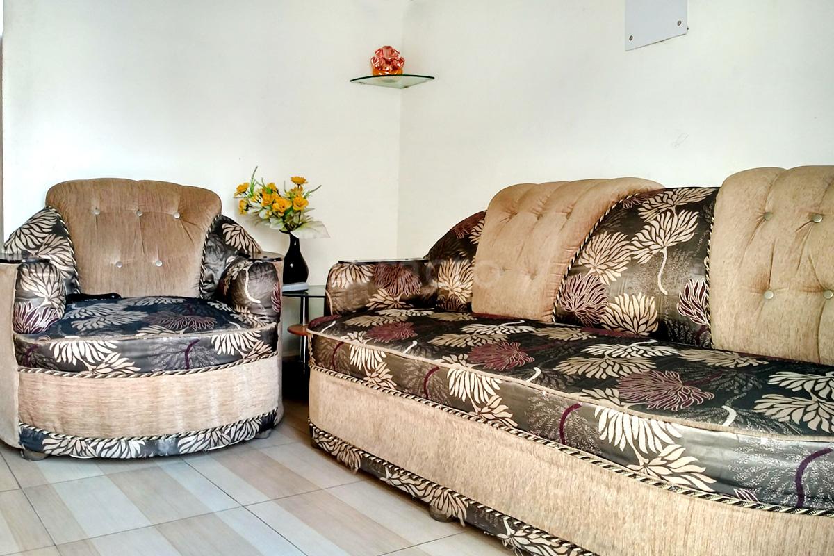 Waiting Area at Relief Dental & Cosmetic Centre Rohini Delhi
